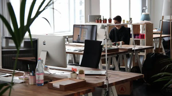 深圳企業(yè)為什么要搭建公司網(wǎng)站？對(duì)企業(yè)有什么幫助？